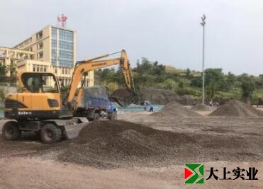 運(yùn)動(dòng)場(chǎng)場(chǎng)地硬化處理