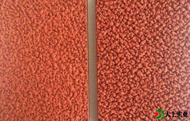 自結(jié)紋塑膠跑道建設(shè)