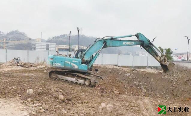 江濱東路籃球場(chǎng)開(kāi)工建設(shè)