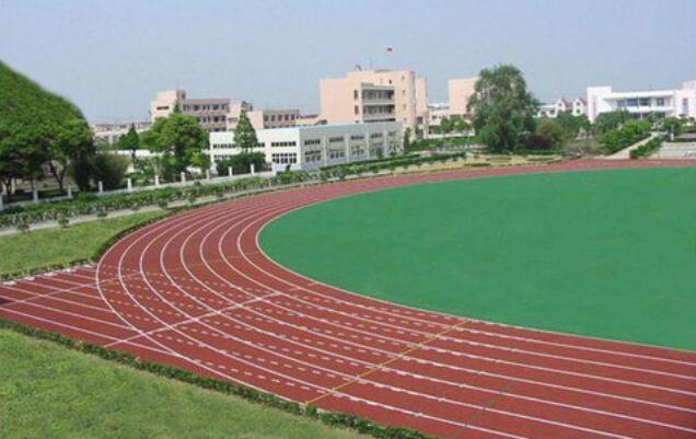學(xué)校運(yùn)動場跑道做法