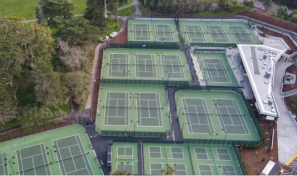 舊金山翻新2千八百萬元的公共網球場長什么樣？