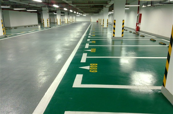 環(huán)氧地坪地下停車場(chǎng)